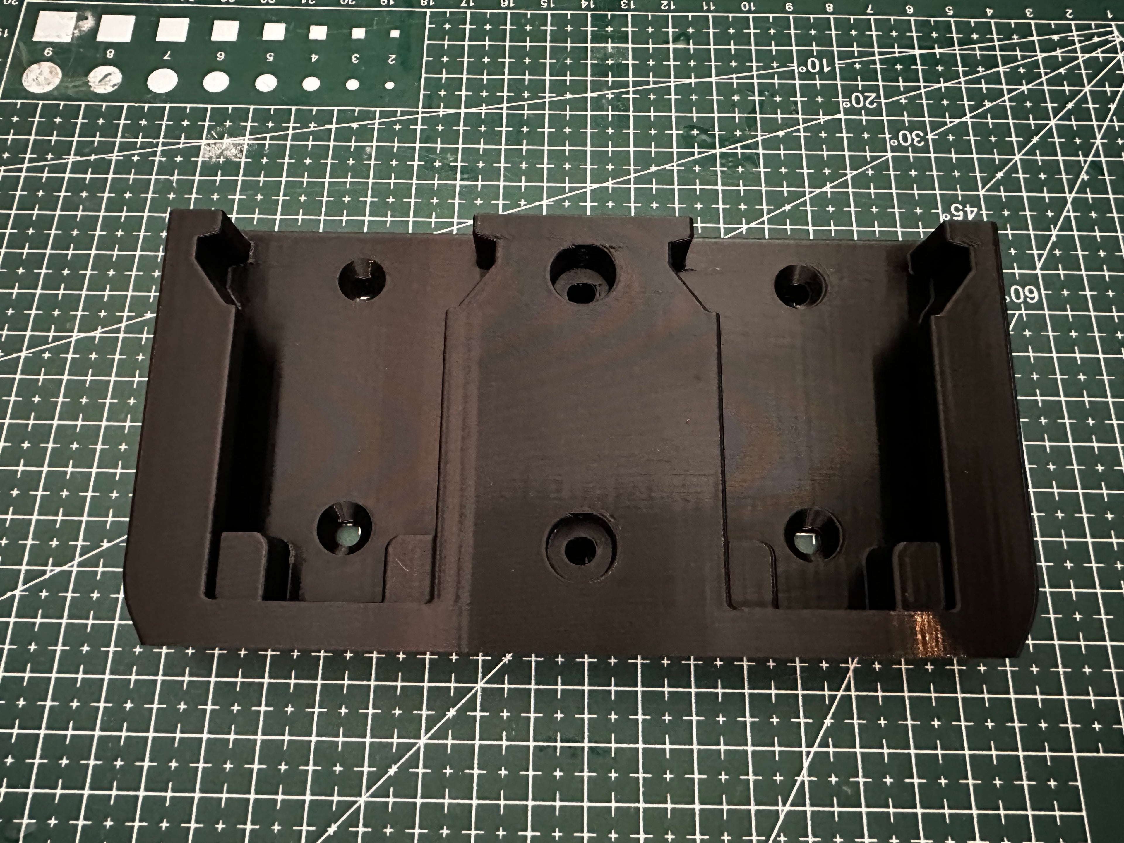 Milwaukee M18 Battery Mounts - Van - Shed - Garage - DIY - Trade - UK Seller - In stock - Fast Shipping